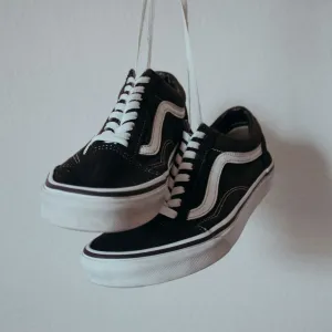 Velmora Performance Sneaker